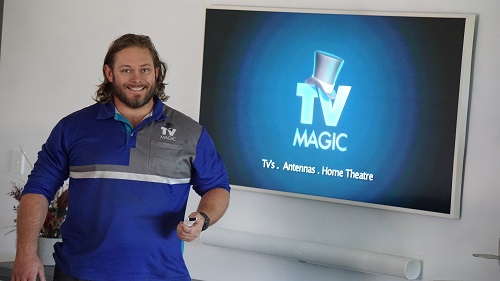 techician - Nick in front of a Samsung Frame TV installation